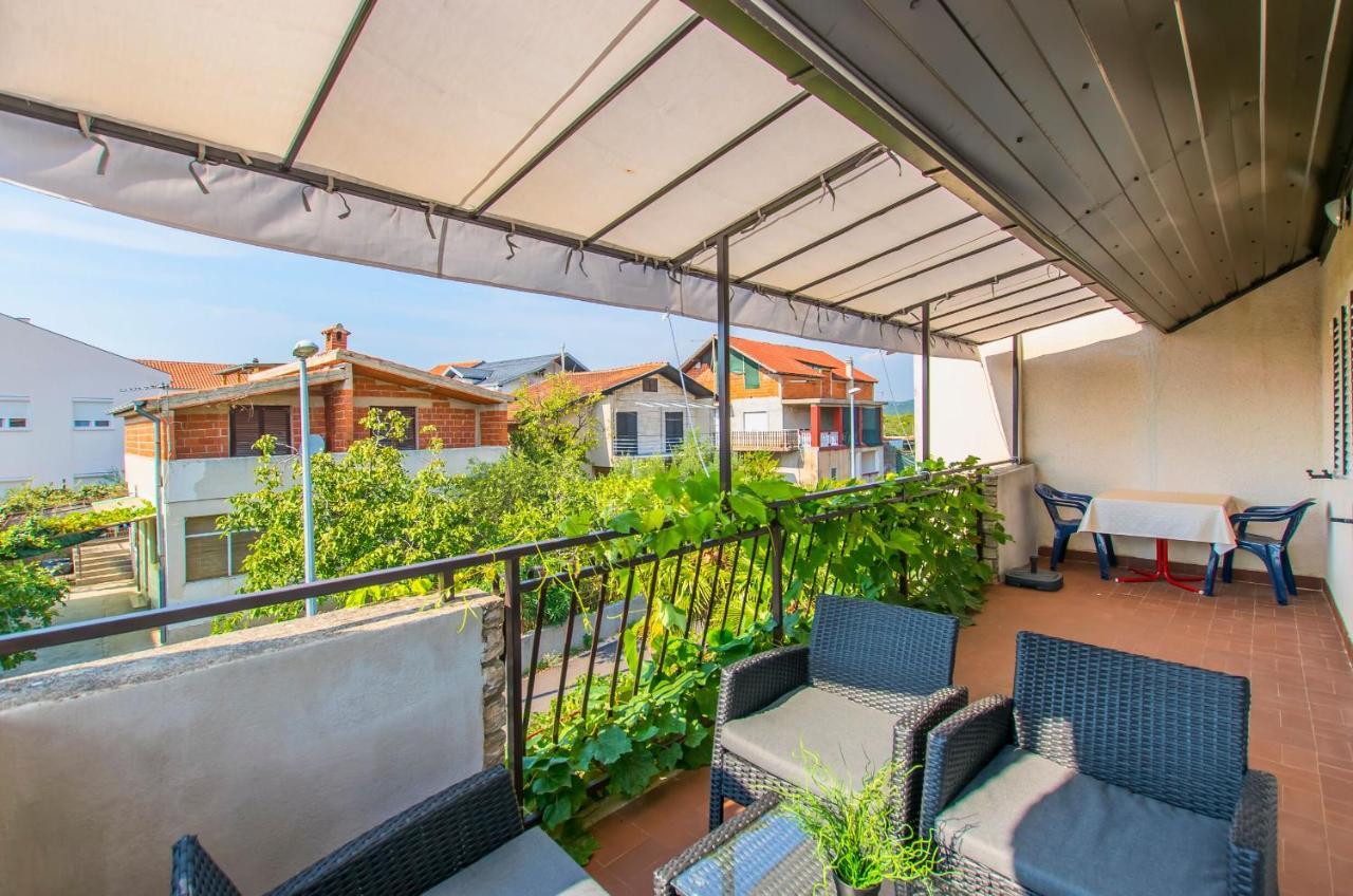 Apartments Andrija Pirovac Exterior photo